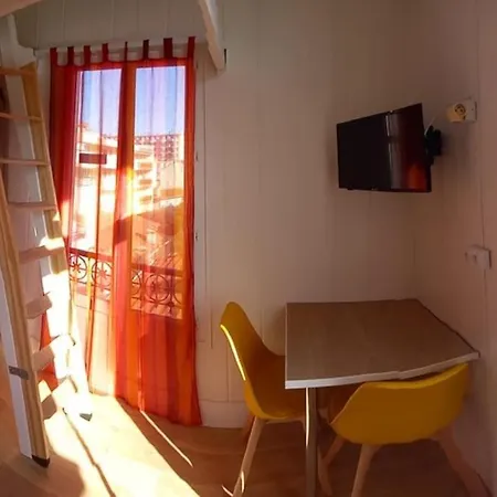 Pigeonnier 10m2 Au Sol Mezza Sdb Saint-Raphaël
